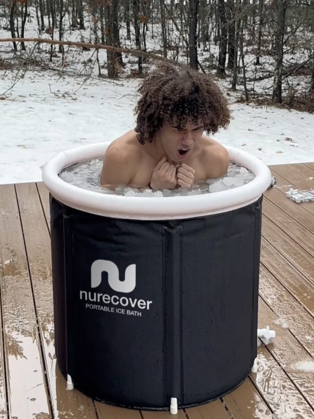 A model in a cold bath from Nurecover