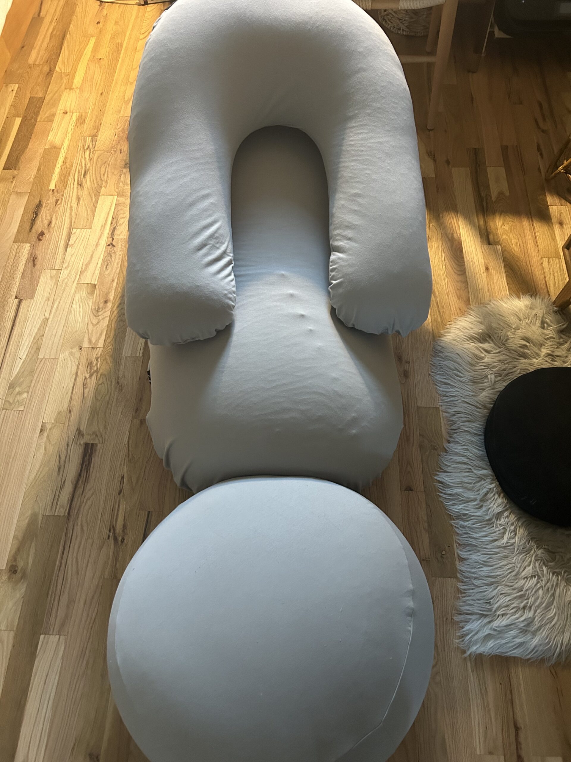 The Moon Pod with Crescent Pillow and Lunar Lift footrest